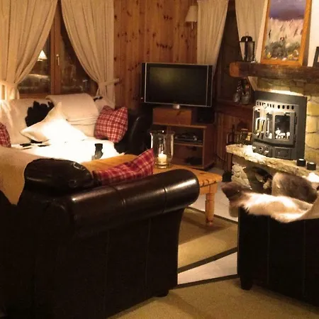 Michele Alpage 度假居 莱斯克伦斯